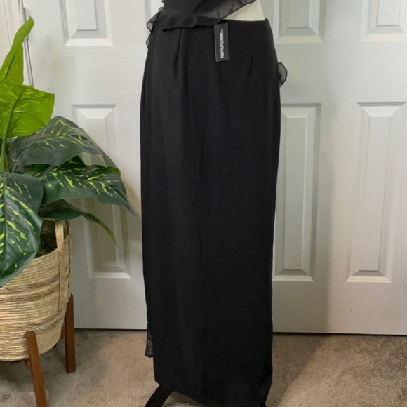 PrettyLittleThing -  NWT Black Chiffon Frill Cut Out Maxi Dress Size 6 - Picture 11 of 16